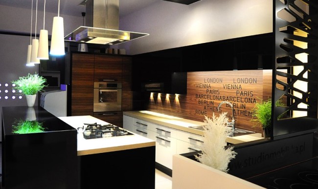 0mgjdjekijilgl8n1nek