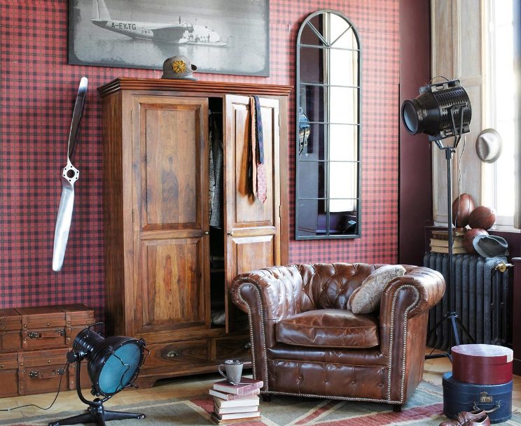 Osvětlení z nabídky AV Interiéry nabízí propojení industriálního stylu a klasické elegance