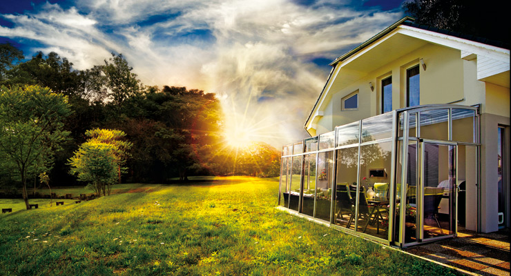 Chcete si terasu užívat za jakéhokoliv počasí? Pouhé zastřešení nestačí!