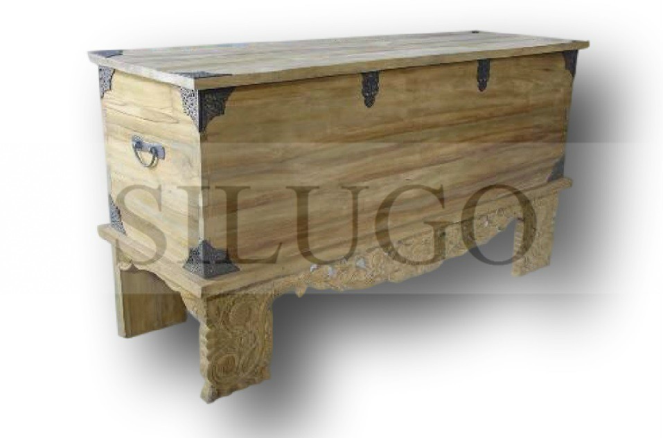 Chcete do interiéru elegantní truhlu? Poradíme, kde jí najít!