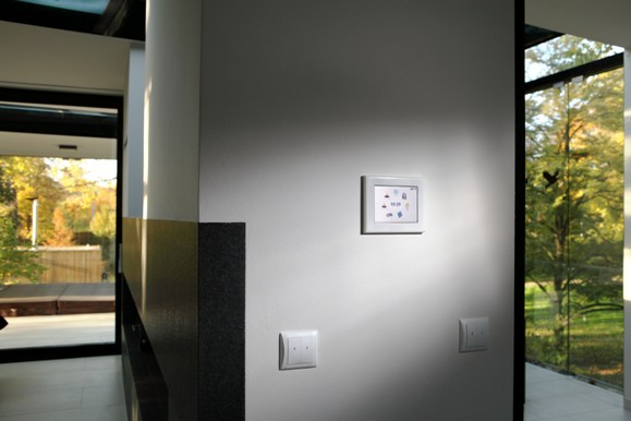 Chytrá elektroinstalace do domácnosti pozvedne IQ vašeho domu!