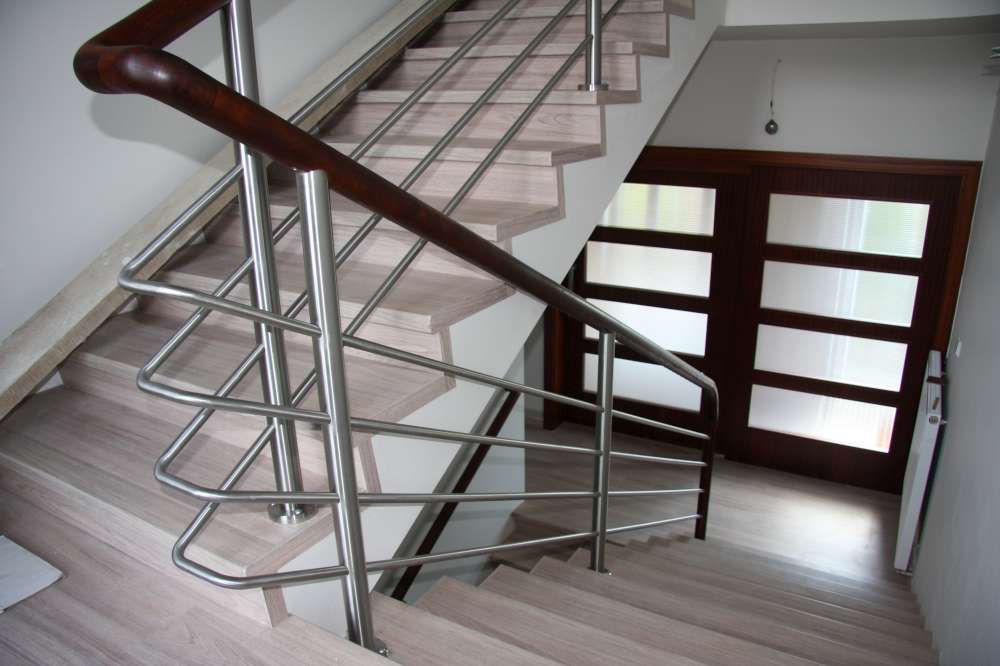 Jak vybrat zábradlí do bytu?