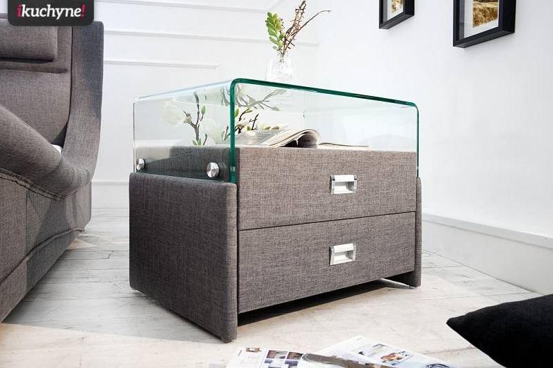 Co by měl mít správný noční stolek?