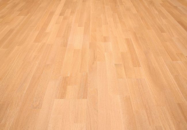 14889792 - new oak parquet of brown color