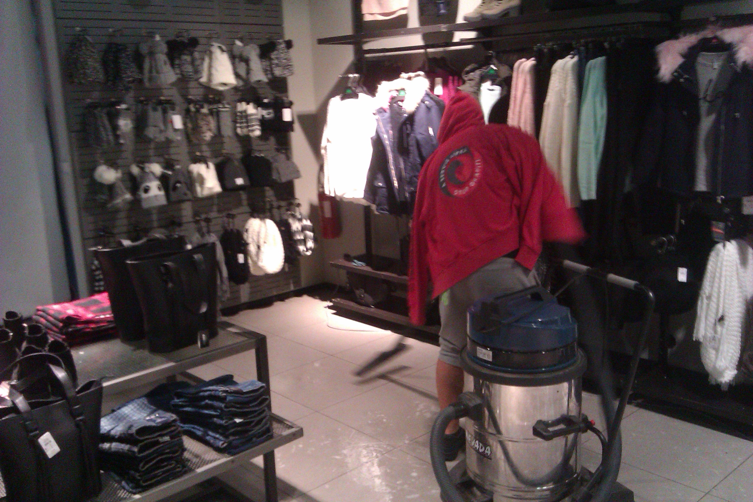 Profesionálové v odstraňování chyb a nedokonalostí, jsme úklidová firma