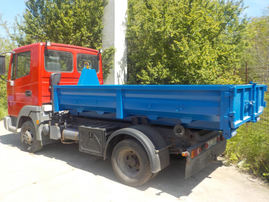 Odvoz suti v rukou profesionálů má své výhody