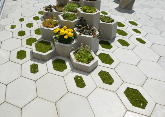 Venkovní dlažba vynikne u každého domu