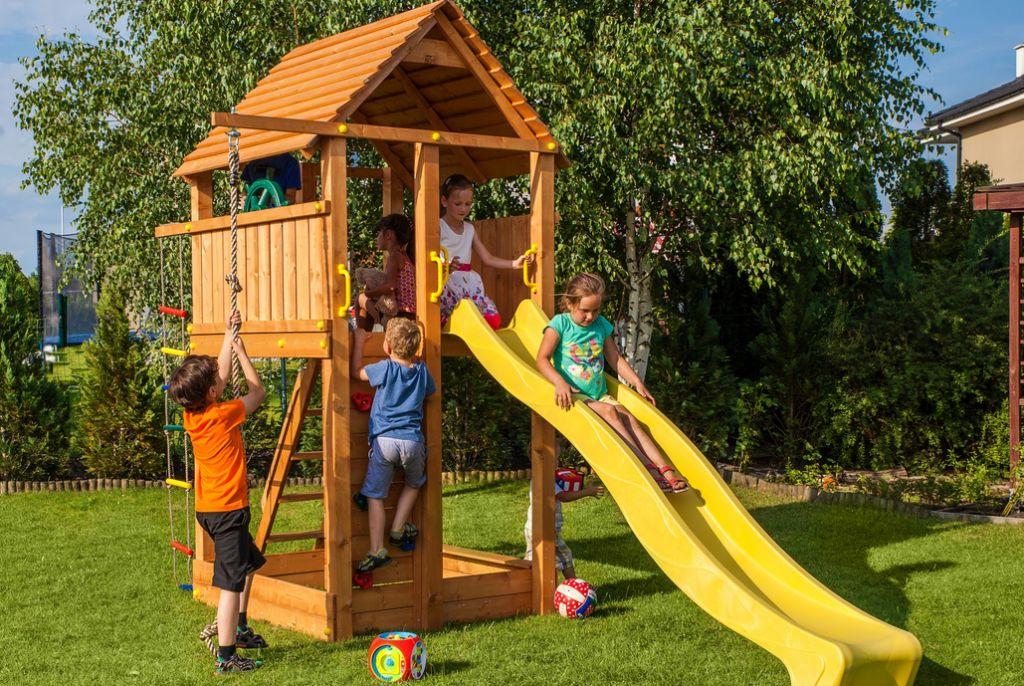 Zahrada přívětivá k dětem – co by měla mít?