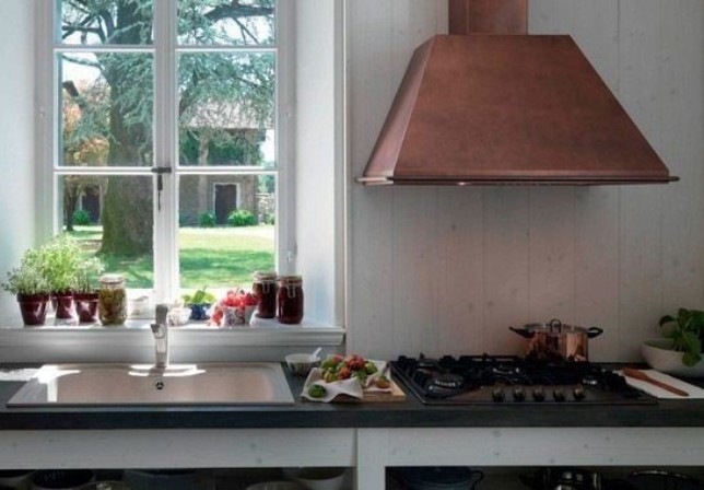 Jak vybrat správnou digestoř? Zaměřte se na to, co není vidět na první pohled!