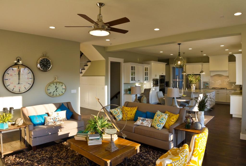 Proč zvolit stropní ventilátor s osvětlením