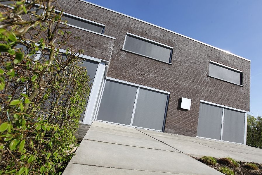 Proč si pořídit screenové rolety?