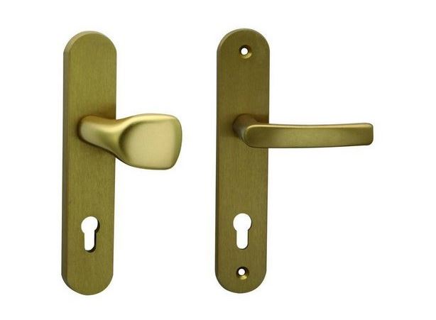 Bezpečnostní kování a kliky jedině od MAND CZ