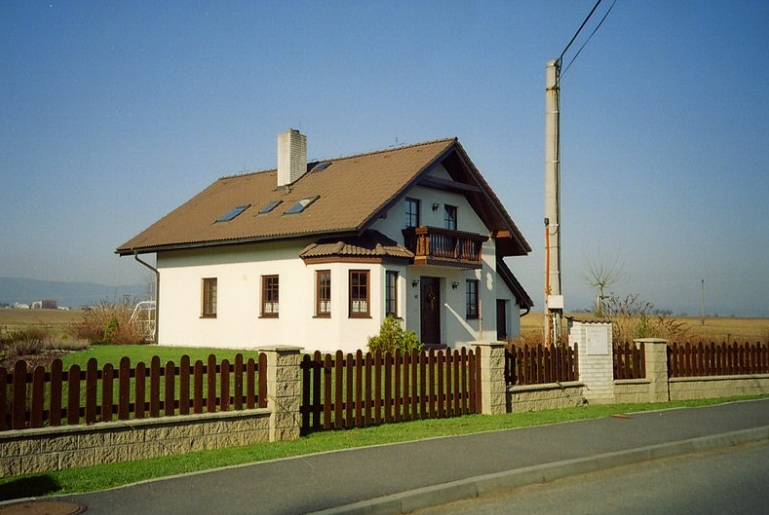 Rodinné domy na klíč jsou nejjednodušší cestou k vlastnímu bydlení. Na co si dát pozor?