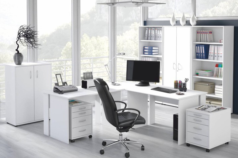 Čím vybavit domácí pracovnu? Nesmí scházet kancelářský nábytek ani pohodlné křesílko